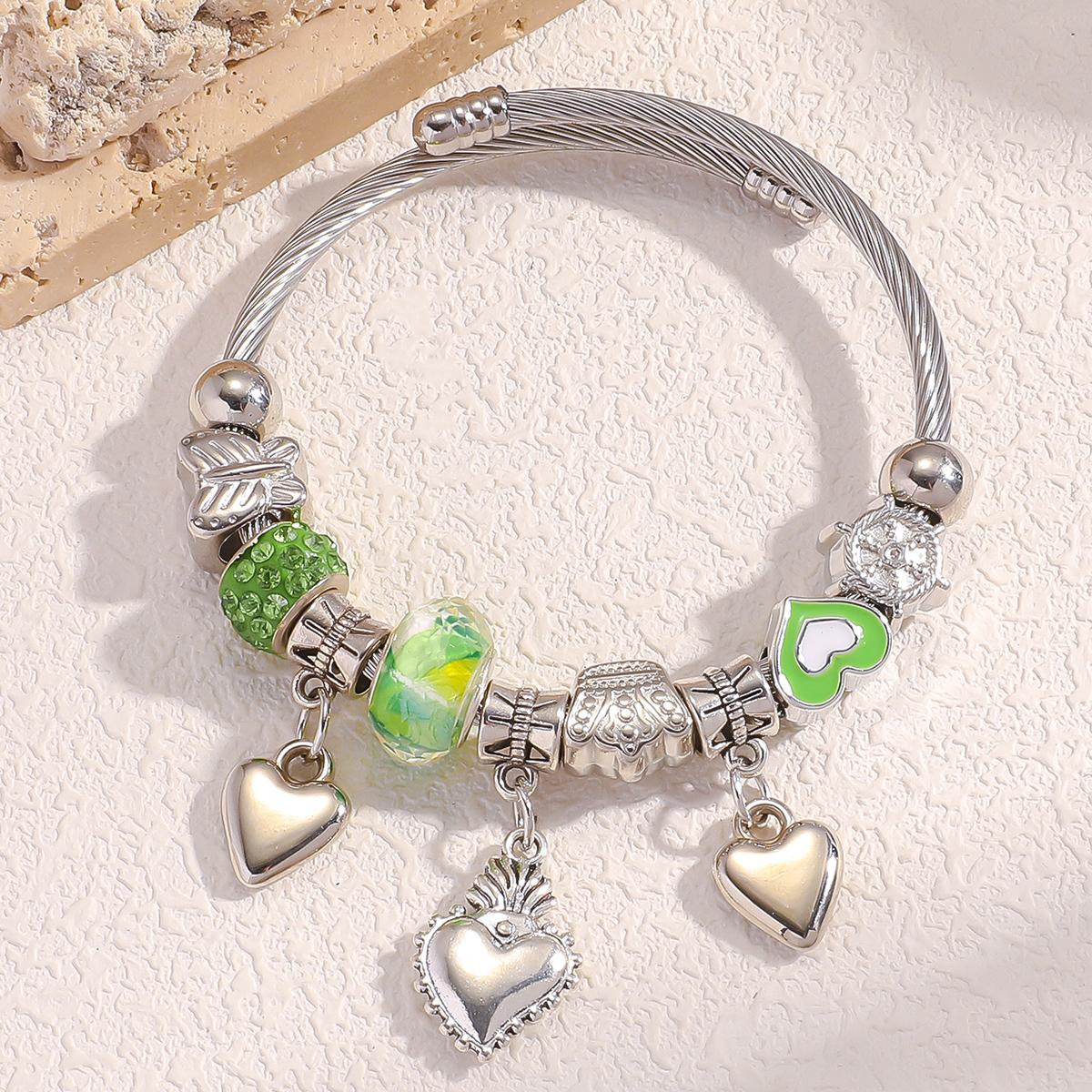 

Ladies fashion design sense, Pan family multi-element bead bracelet jewelry suitable for dates, parties, holidays, gifts