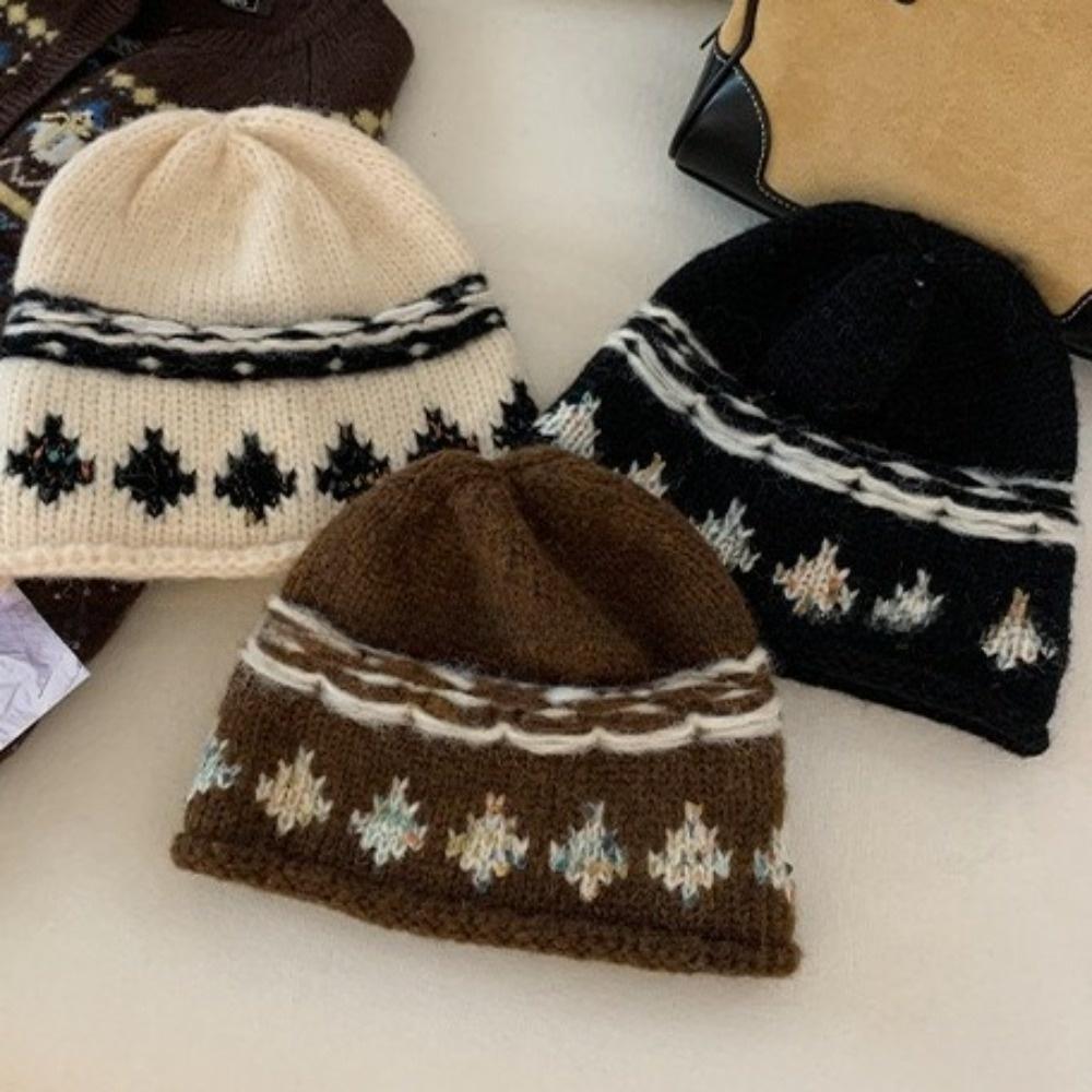 Warm Retro Beanie Hat Knitted Warm Knitted Cap Classic Jacquard Knitted Hat  Women's Fashion