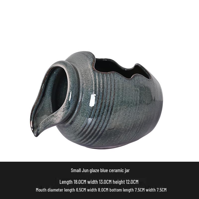 Kiln-Fired Ceramic Water Jar with Filtration, Circulation, and Ornamental Flow for Fish Tanks
