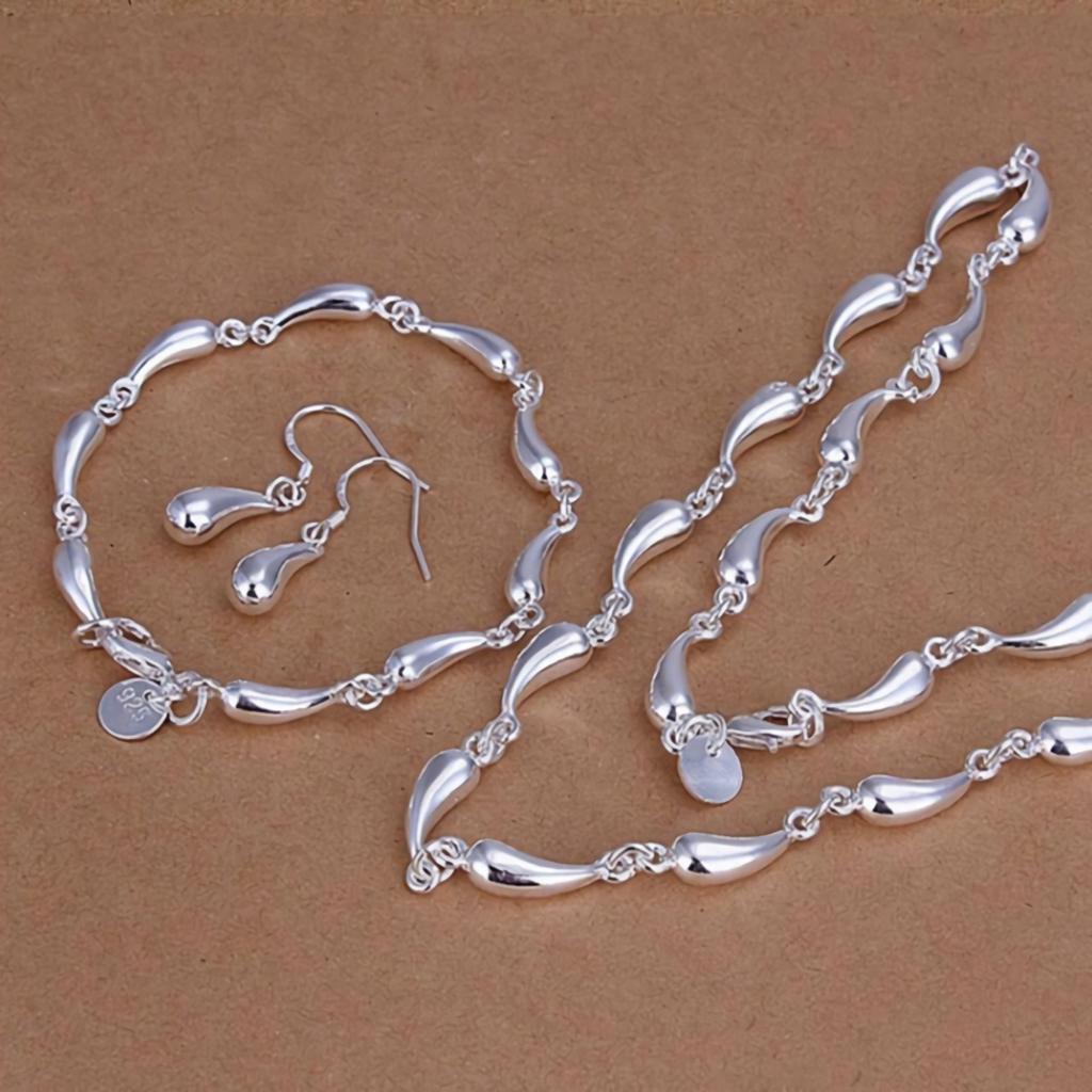 Set Gioielli 4 Pezzi Cuore Rosso In Argento 925 - Collana, Orecchini, Anello E Bracciale