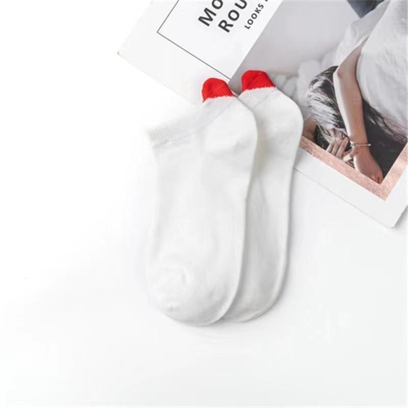 

Summer Cute Love Transparent Women Socks Comfortable Sexy Heart Pattern Cotton Bottom Fashion Socks Soft White Socks One Size красный