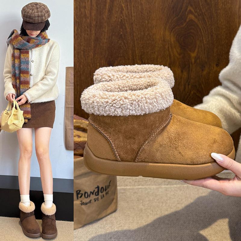 Winter thick-soled non-slip cute caramel snow boots 22 new student height increase casual outer cotton shoes