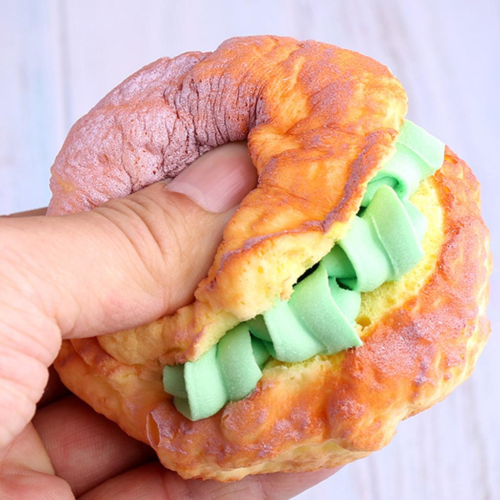 Realistic Artificial Puff Bread Model for Bakery Display Simulation Bread Dessert Model Photography Props for Decoration