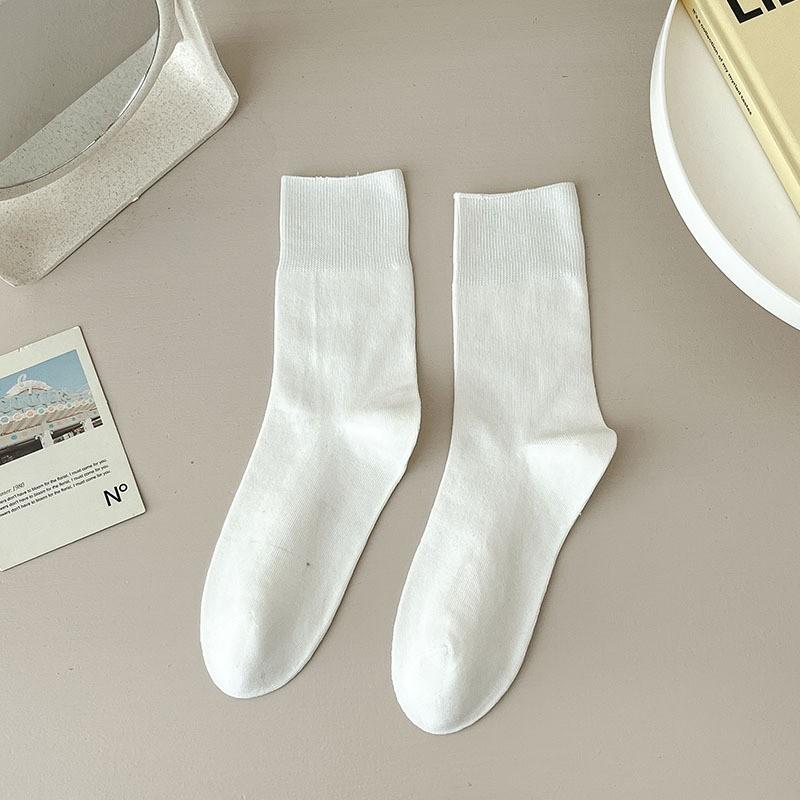 Womens Mid-Calf Cotton Socks Plain Solid Color No-Seam Comfort Daily Wear White