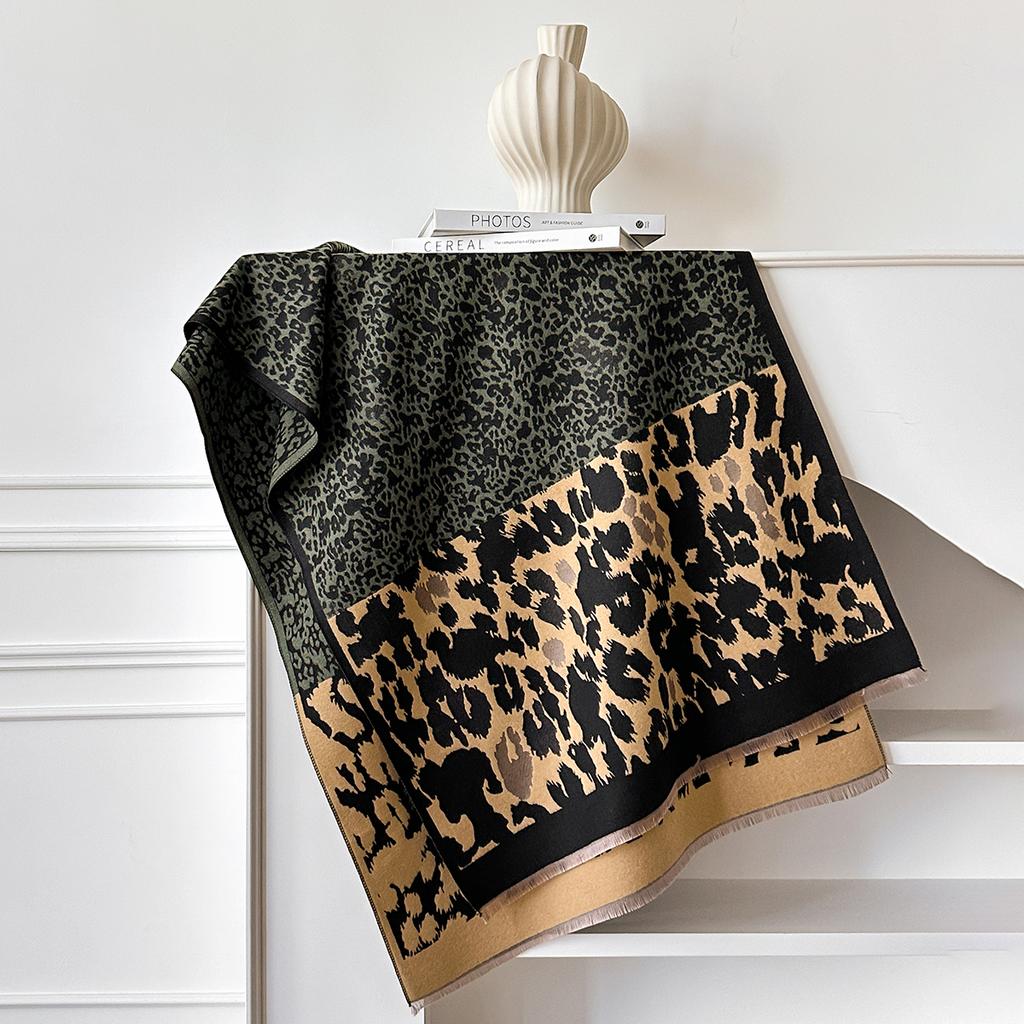  Brand Elegance Two-Sided Leopard Print Scarf Soft Warm Fringe Pashmina Shawl Autumn and Winter Coldproof Windproof Blanket