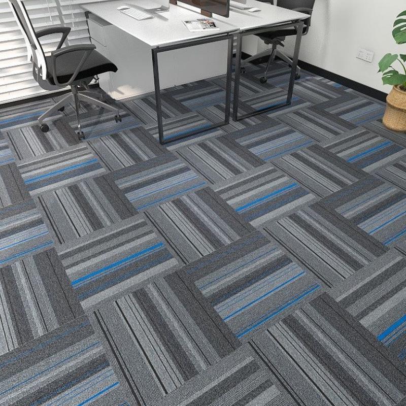 Große graue Büro- und Schlafzimmer-Teppichfliesen - Vollständige Raumabdeckung