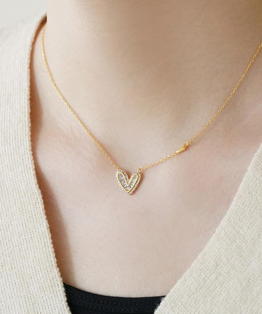 Alleun Silver 925 Asymmetrical Heart Cubic Pendant Chain Necklace