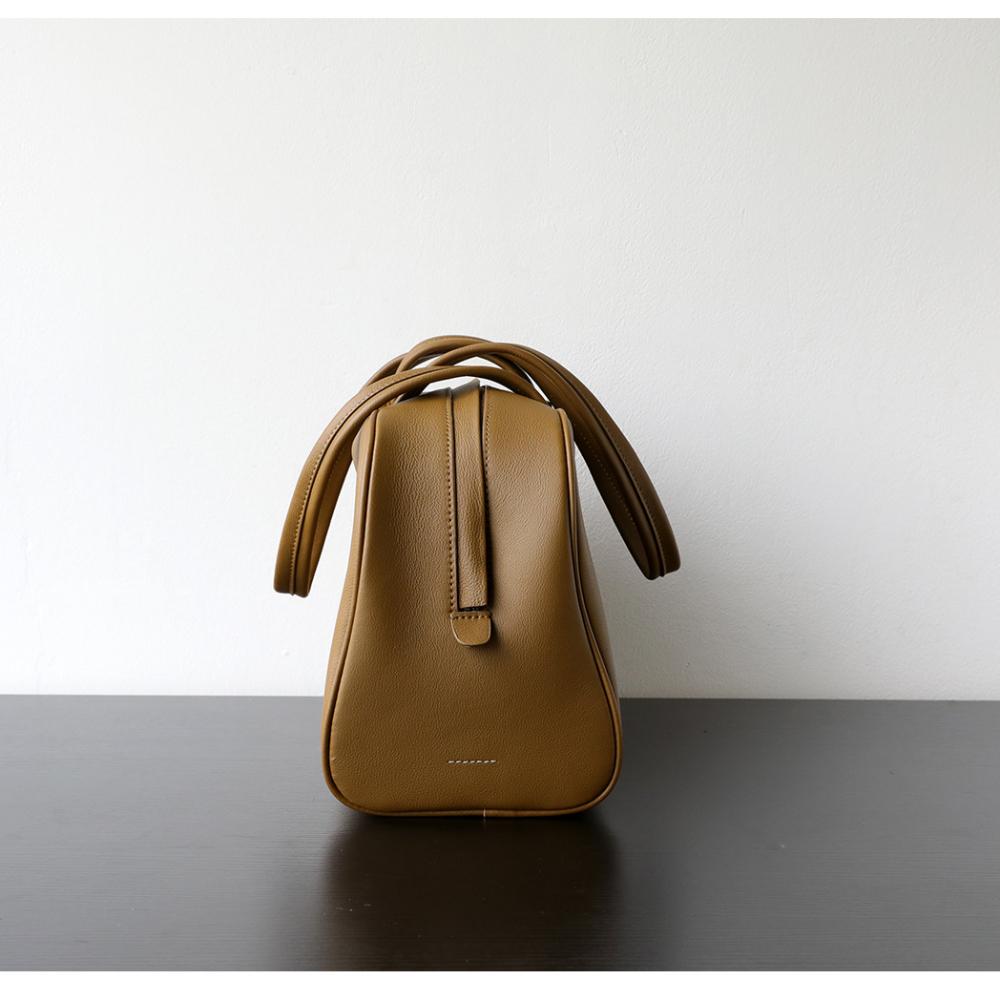 Light Luxury Retro Casual Underarm First Layer Calfskin Bowling Bag Women's Large-capacity Leather Portable Shoulder Messenger Bag