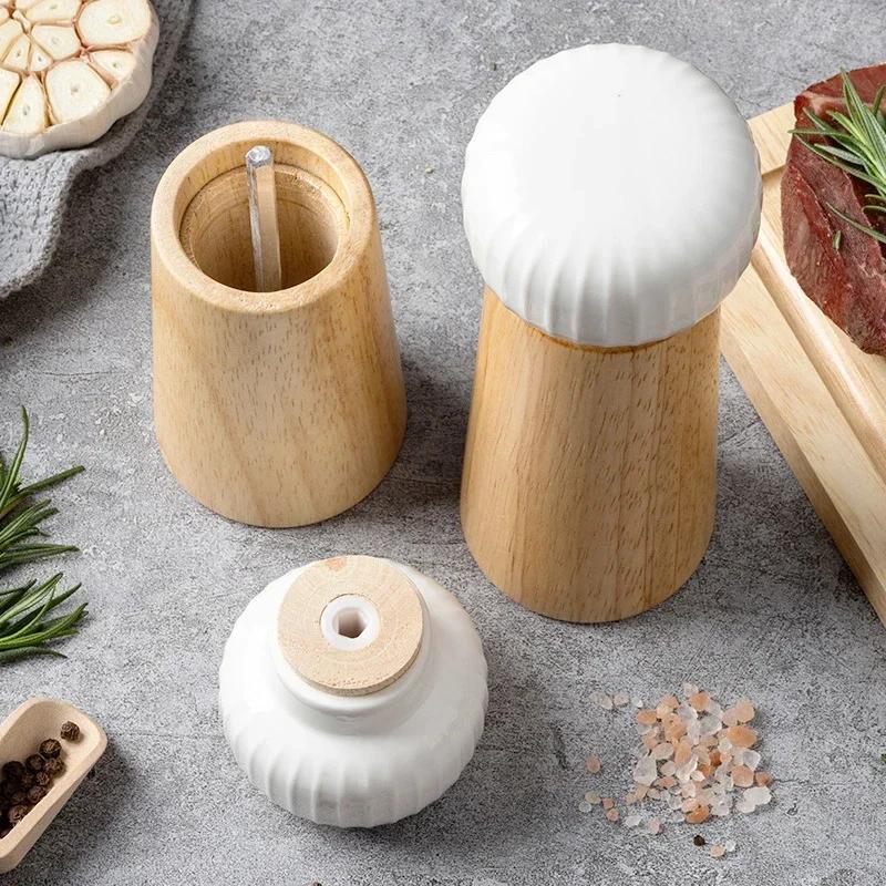 Spice Mill Salt and Pepper Grinder Refillable Shaker Manual Herbs Grinder Adjustable Ceramic Core Wooden Bottle Kitchen Tools