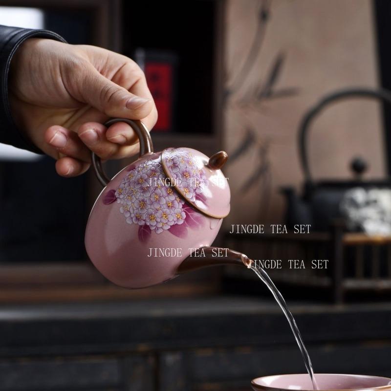 140ml Pink Teapot Embroidered Ceramic Teapot Chinese Household Tea Pot Small Capacity Kung Fu Tea Set Tea Ceremony Accessories