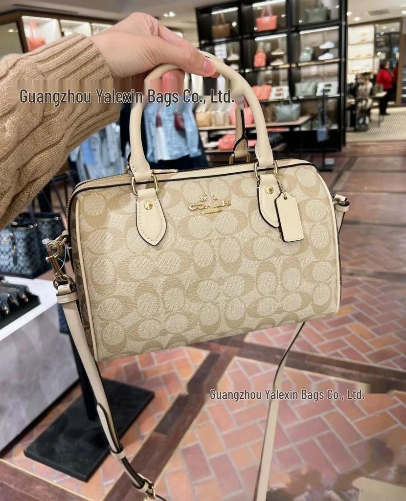 Bolsa Travesseiro Coach Rowan 25 Boston: Bolsa de Mão Clássica Monograma de Grande Capacidade & Bolsa Transversal de Ombro