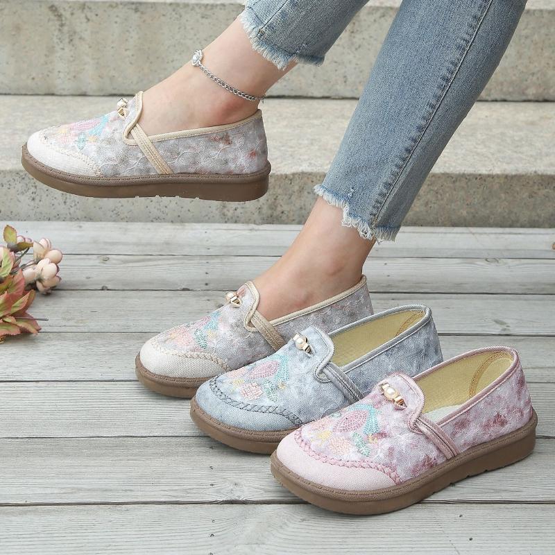 Batik Embroidered Women's Shoes, Soft-soled Anti-slip Summer Sandals, Women's Casual Shoes, Walking Shoes
