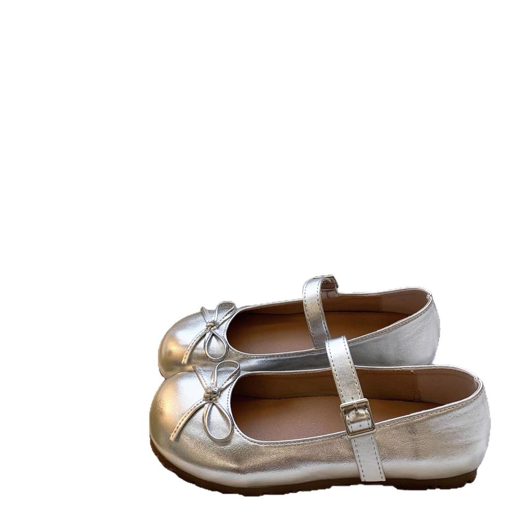 Sapatos Mary Jane de prata franceses de sola única primavera e outono novo estilo de balé com saia boca leve sapatos pequenos de couro