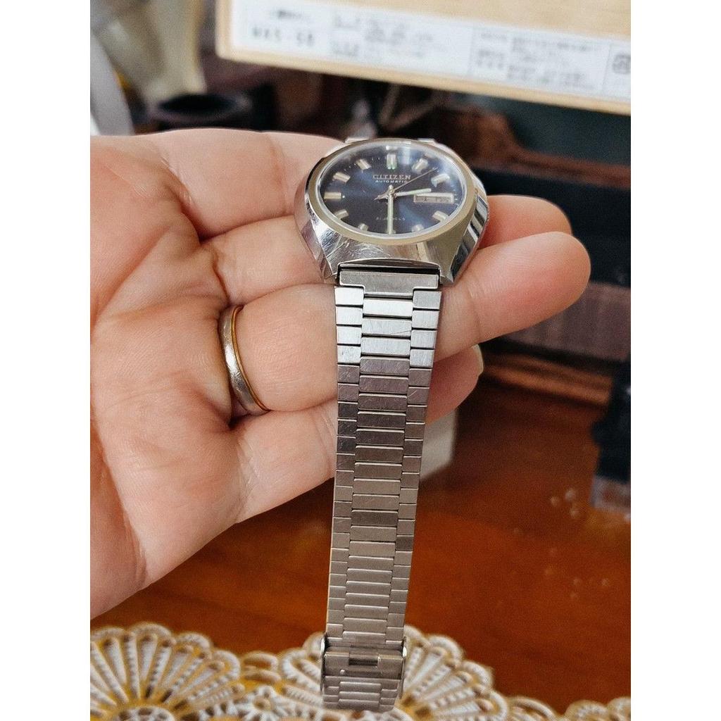 Used 70s CITIZEN Navy Blue Dial Day-Date