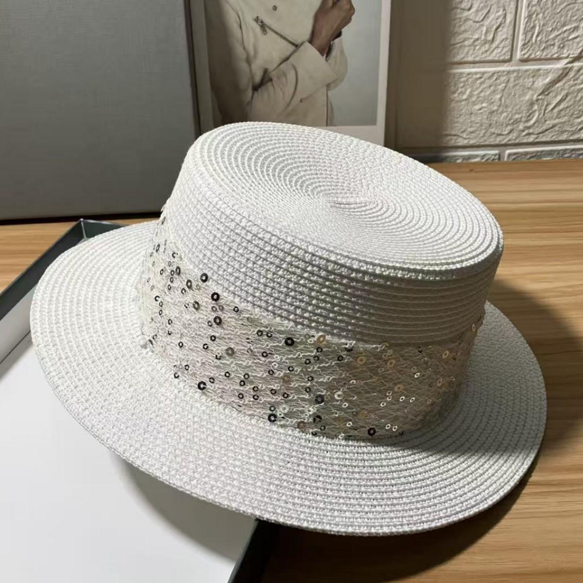 

French Elegant Flat Brim Straw Hat for Women, Spring Summer Beach Sun Cap, Wide Brim UV Protection, Face Slimming Vacation Hat M 56-58cm белый