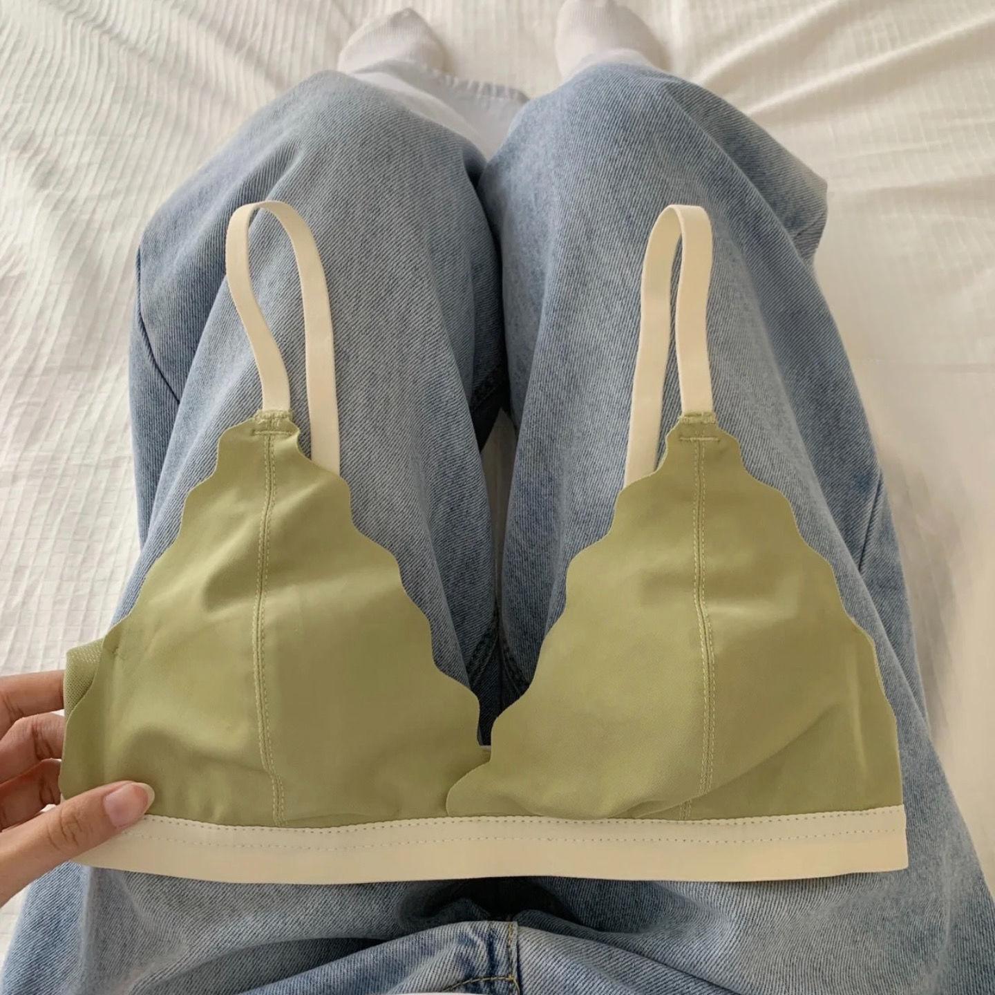 

Rabbit Ear Bra Ultra-Thin Teenage Girl Bra Color Block Design Push-Up Bra 32/70