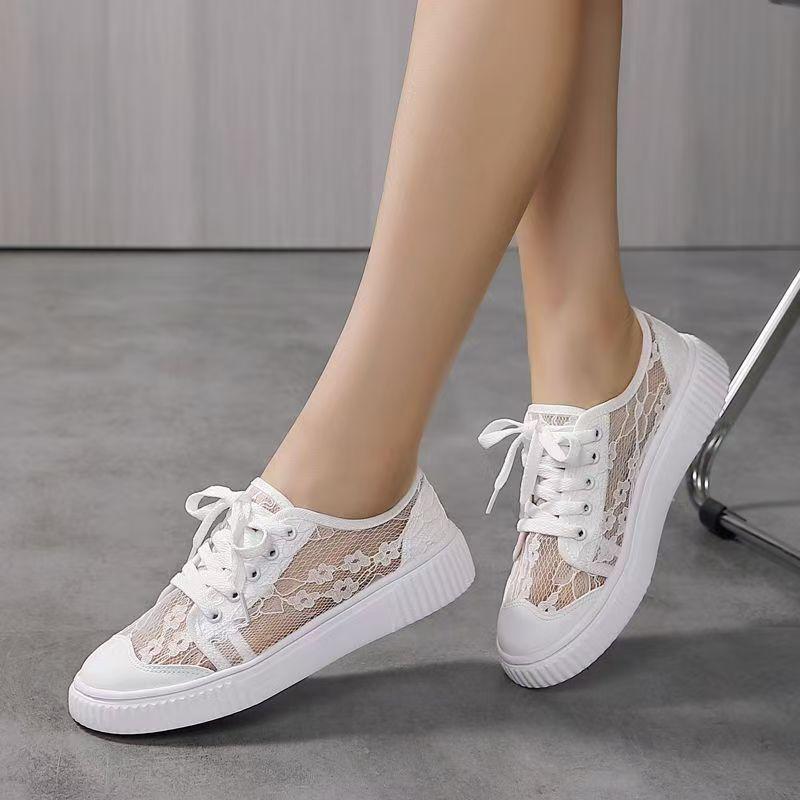 Woman's Summer New Lace Casual Sports Shoes Soft Sole Non Slip Round Toe Lace Up Breathable Casual Board Shoes Little White Shoe