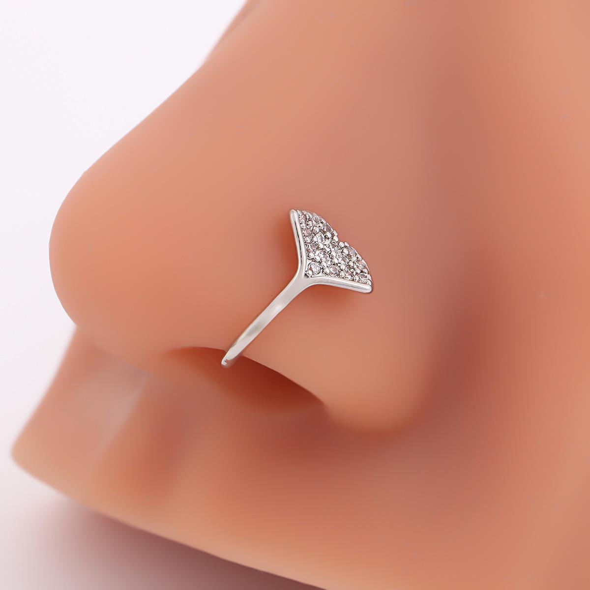 

Wind Ginkgo Biloba U-Shaped Nose Clip Elegant And Versatile Design Sense No Punching Nose Ring Gold Silver Inlaid Zircon Nose Stud