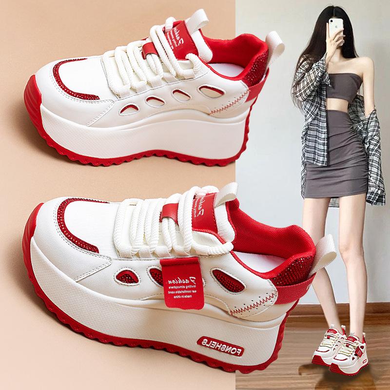 Forrest Gump casual shoes for women 2026 new thick soled Korean version versatile height increasing retro women's shoes trend