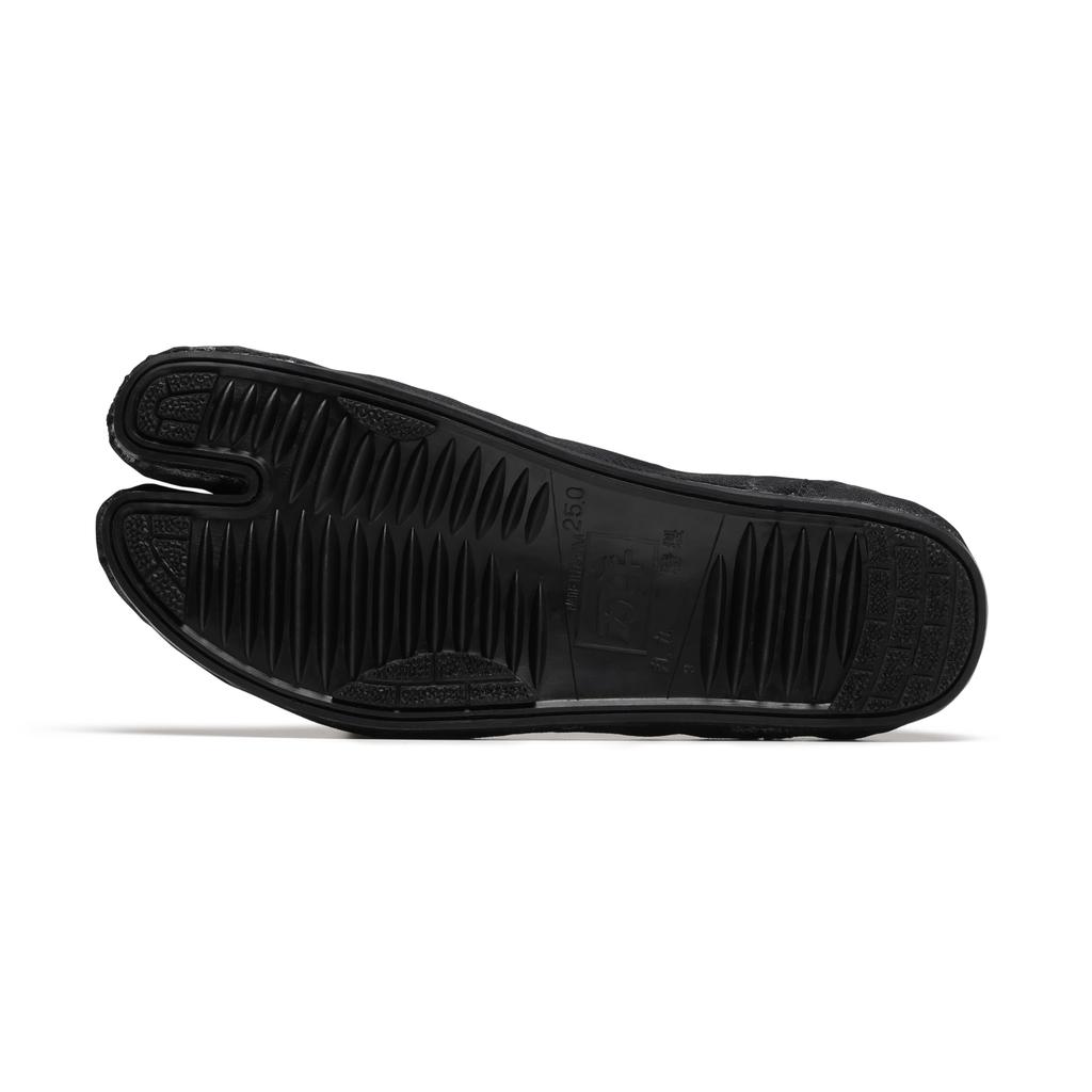 Tabi-style shoes, Jikatabi (traditional Japanese split-toe boots), flat, lightweight, second shoes, MANNEN