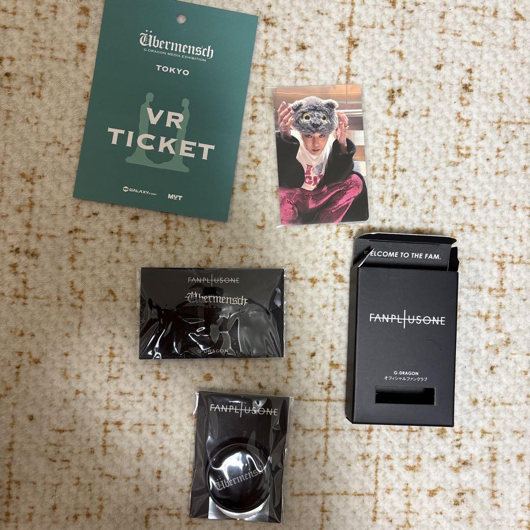 

[USED] G-DRAGON Fan Club Benefits BIGBANG Übermensch 5 Pieces