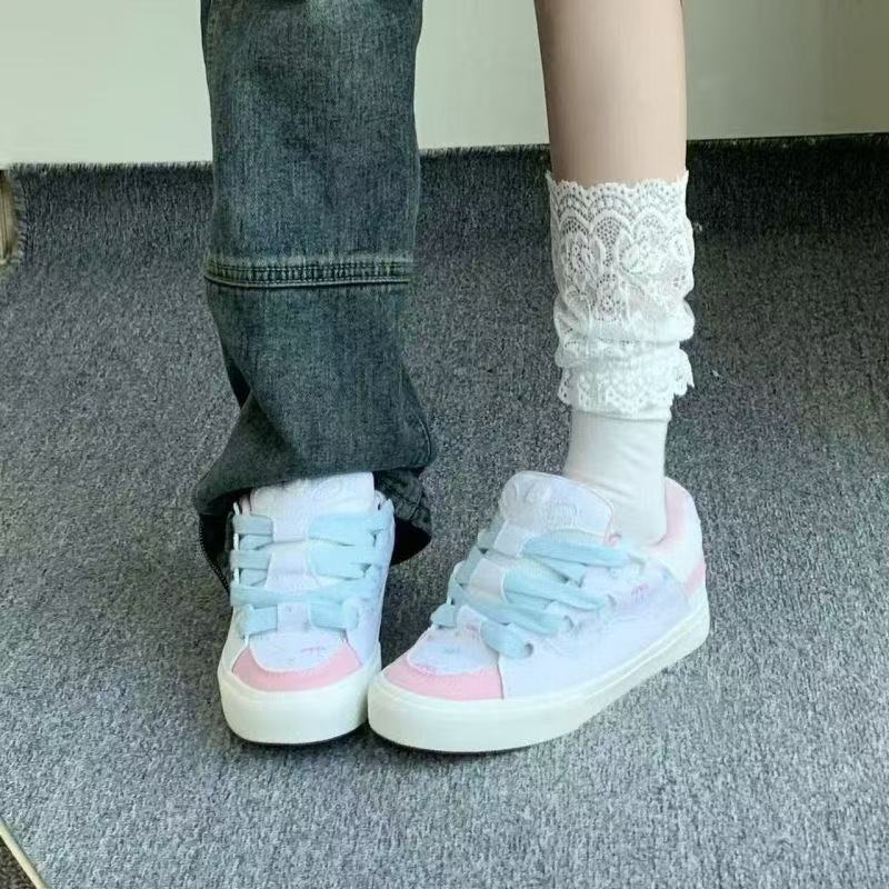 Campus style niche design donut bread shoes rice noodles contrast color spell BAKE retro skateboard shoes