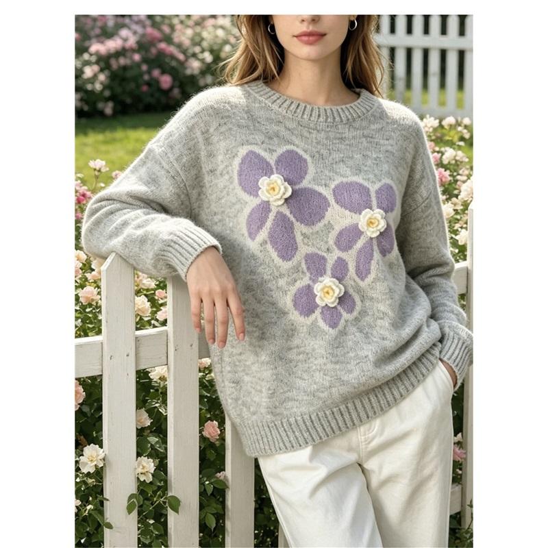 Fashion Three-dimensional Flower Sweater Women's Round Neck Loose Soft Waxy Sweater Autumn And Winter New Slimming Top