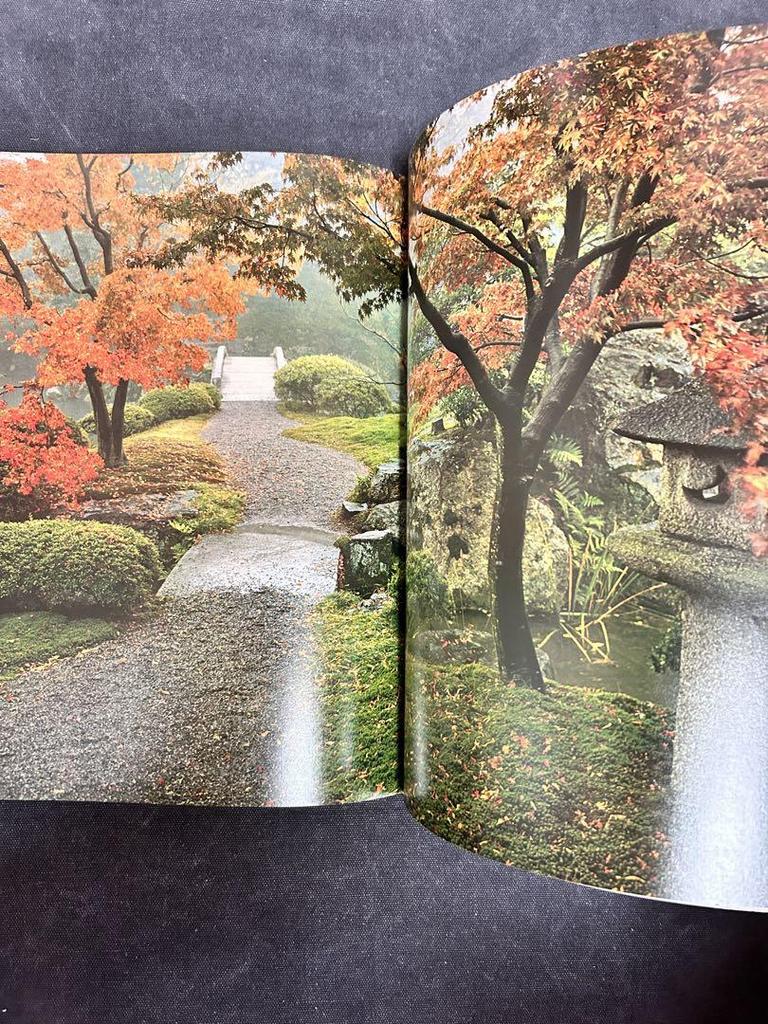 [USED] Signed book, price 18,000 yen Takeji Iwamiya Luxury Kyoto Photo Collection Kyoto