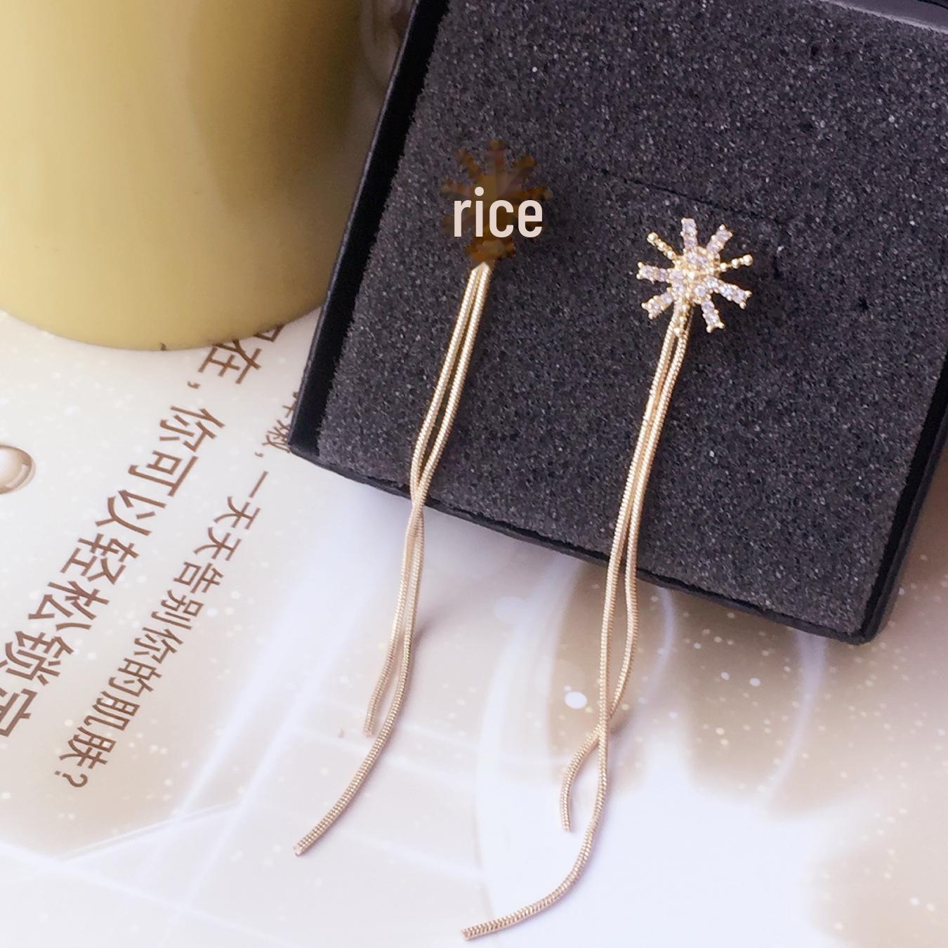 

«Серьги-цветы с кисточками из серебра 925 пробы в Корее»: Элегантный, простой и универсальный