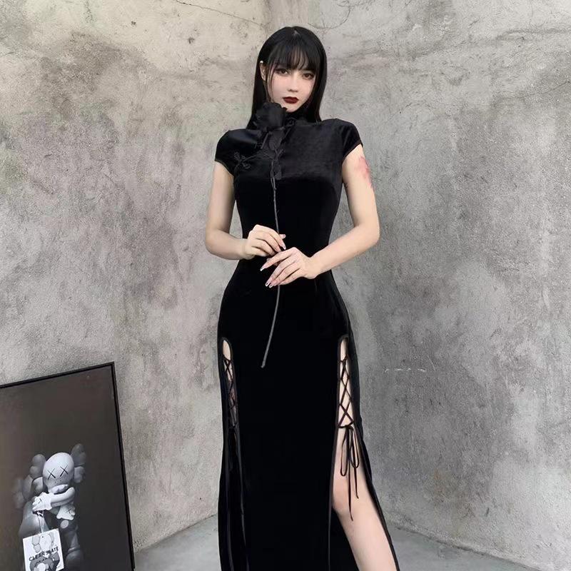Velvet Black Retro Cheongsam with Slit - Long Chinese Style Dress