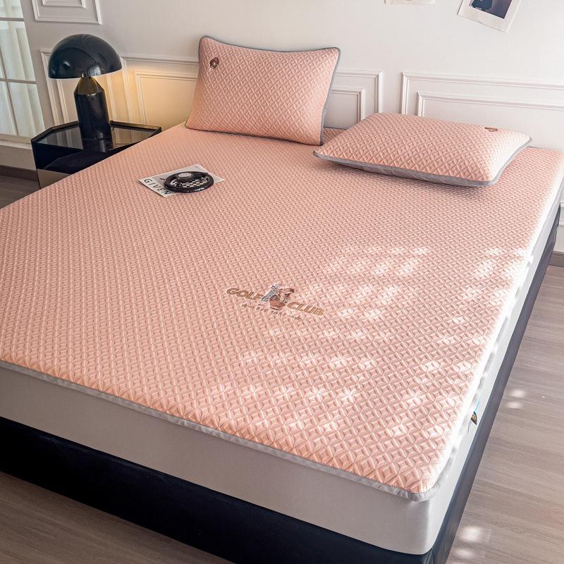 A-Class High-End Embroidered Summer Mat Set: Ice-Cool, Modern Minimalist, Solid Color, Fitted Sheet Style.