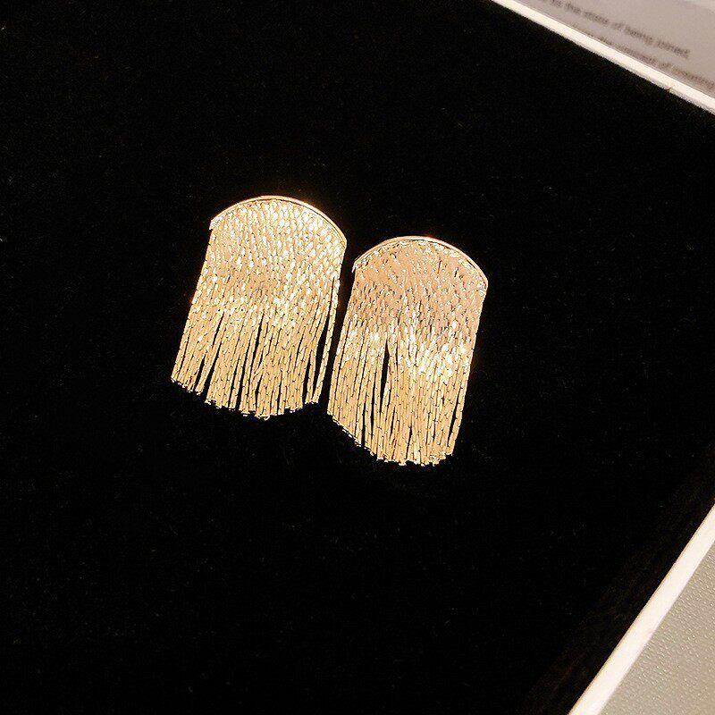 Fashion Multilayer Ring C- Shaped Stud Earrings for Women Minimalist Minority Design Earrings Fashionable Earrings Accessible Luxury Fancy
