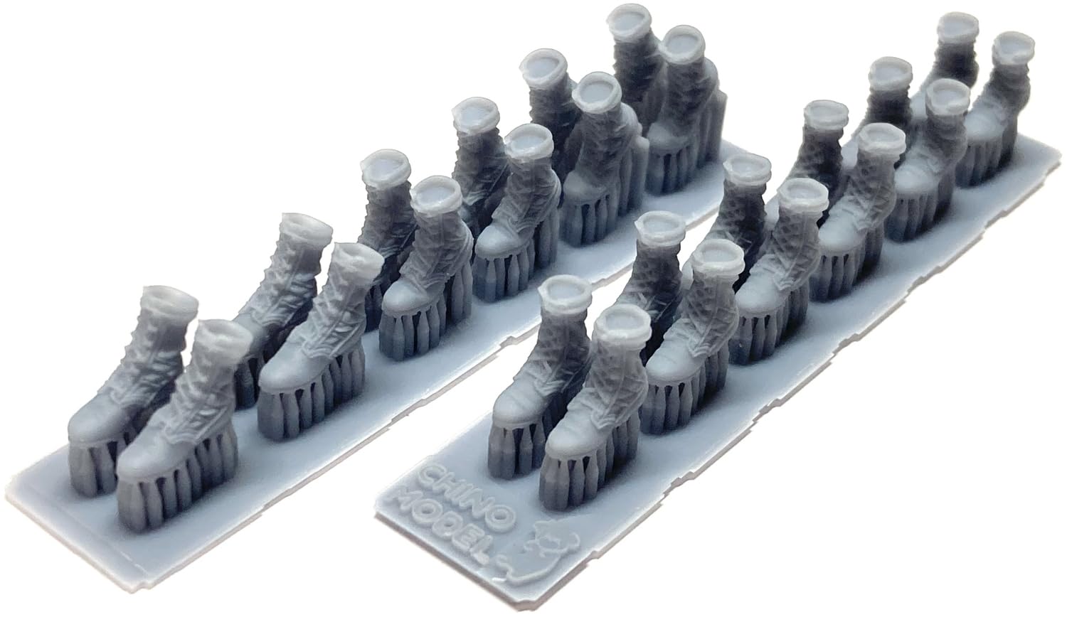 

Chino Model American Jungle Boots Plastic Model Parts 1/35 CM-117