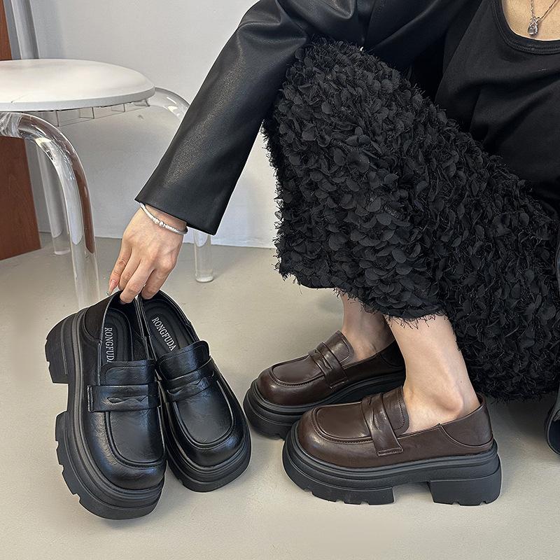 Loafers women's 2025 autumn new fashion versatile square head retro platform British style small leather shoes versatile single shoes