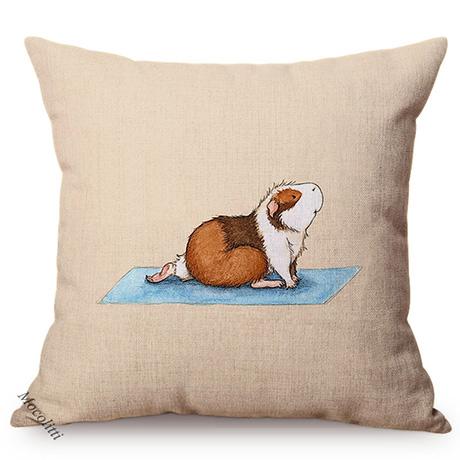 Small Animals Practice Yoga Posture Pattern Pillow Case Cute Squirrel Funny Perform Decoration Kid'S Room Sofa Bed Cushion Cover