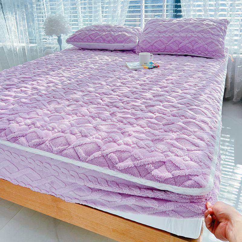 Plush Velvet Mattress Protector: Winter Taffeta Fitted Sheet & Cover for Simmons Bedspread