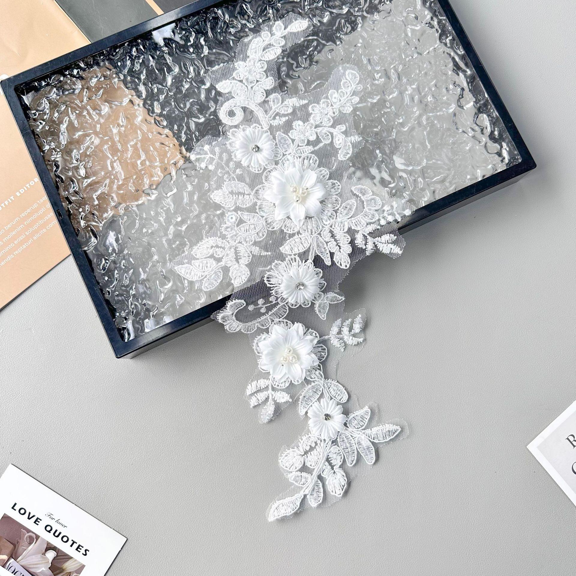 

Тяжелая промышленность Ручная работа Нить из бусин Украшение Пара Наклейка Одежда Платье Свадебные аксессуары Тканевые наклейки Аксессуары H6027 unilateral white beads