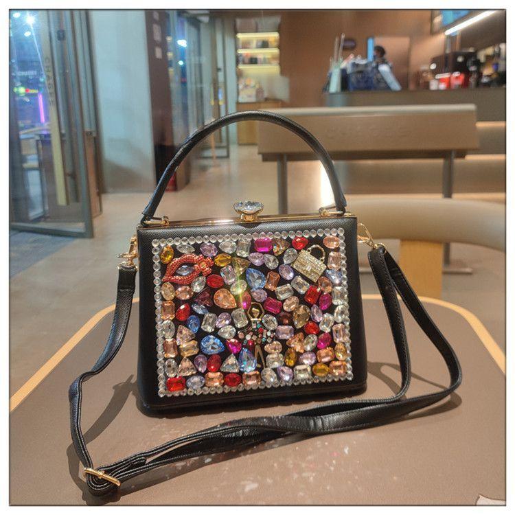 Light Luxury New Leather Fashionable Rhinestone Retro Clip Niche Handbag