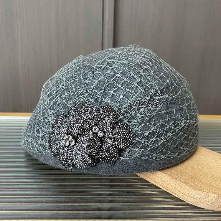 Autumn And Winter New Light Luxury Mesh Yarn Rhinestone Flower Bud Hat Retro Elegant Stewardess Hat Female Face Small Styling Top Hat