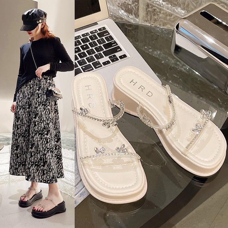 

Тапочки для отдыха, женские шлепанцы, обувь на танкетке, на среднем каблуке, на платформе для женщин, однотонные блестящие летние тапочки, большие размеры