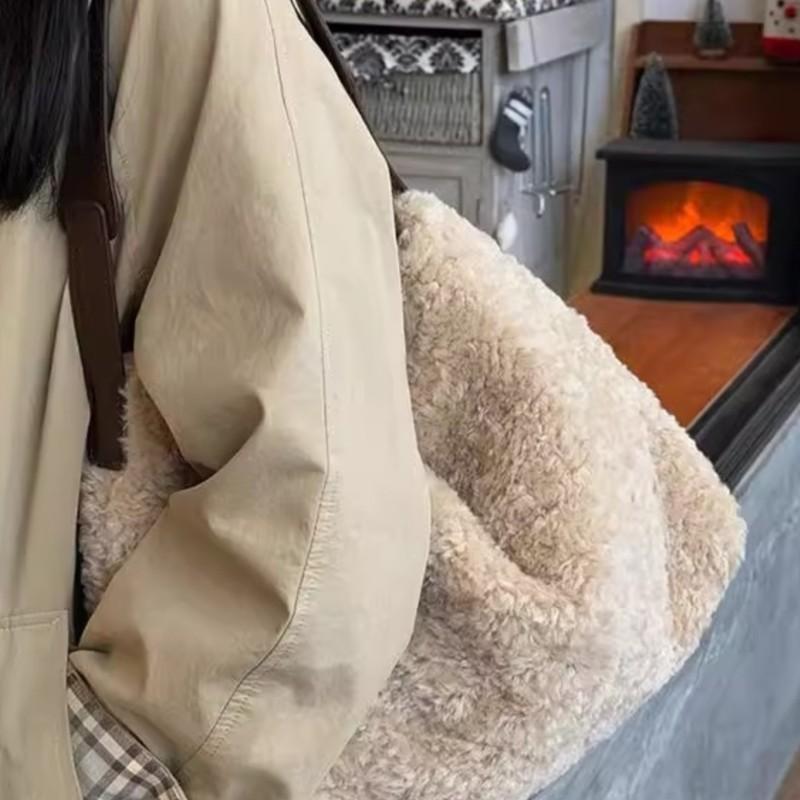 Vintage Faux Lambswool Handbag Women Lazy Style Large Capacity Tote Bag Ladies Fashion Premium Luxury Simple Office Shoulder Bag