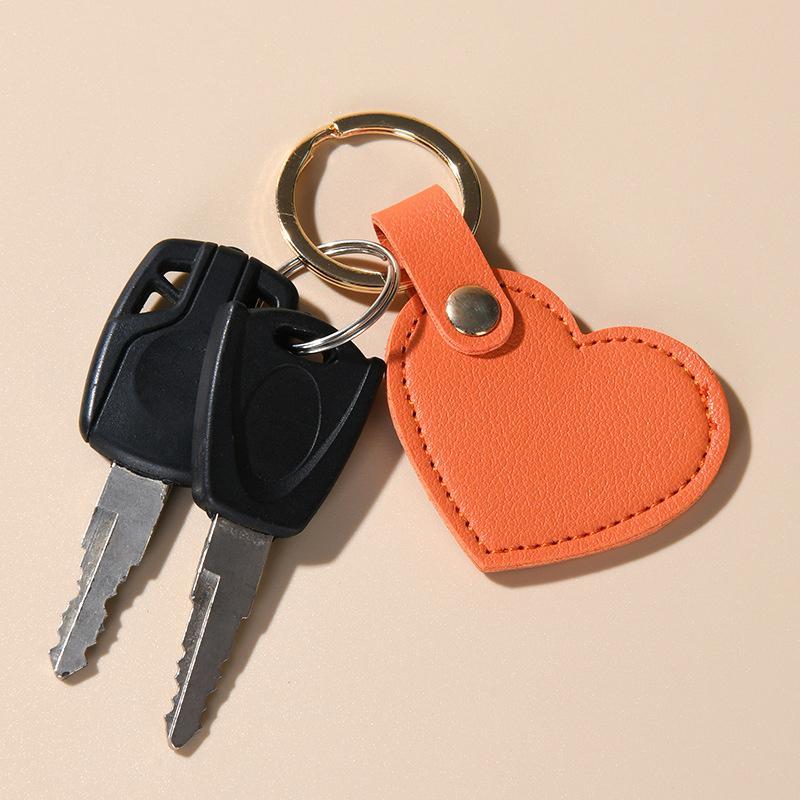 Leather Key Chain Fashion Leather Heart Shape Keychain Women Car Key Holder Home Key Ring Charm Bag Car Pendant Gift