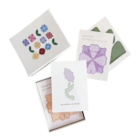 Calendrier de bureau floral 2026 Puzzle-Style Calendrier de bureau debout avec 12 Fleurs mensuelles épanouies pour Décor de table Maison École Bureau