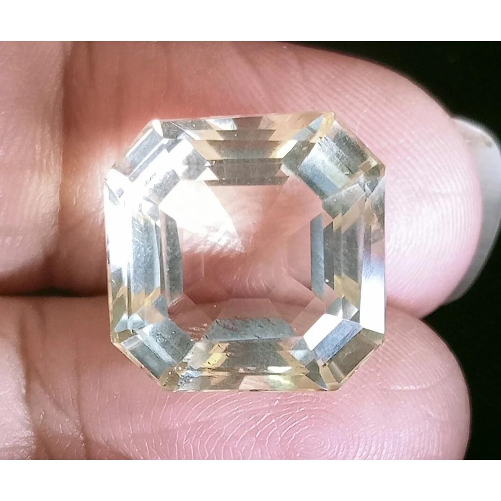 Beautiful Natural Light Yellow Sapphire 14+ Ct Asscher Cut Certified Gemstone