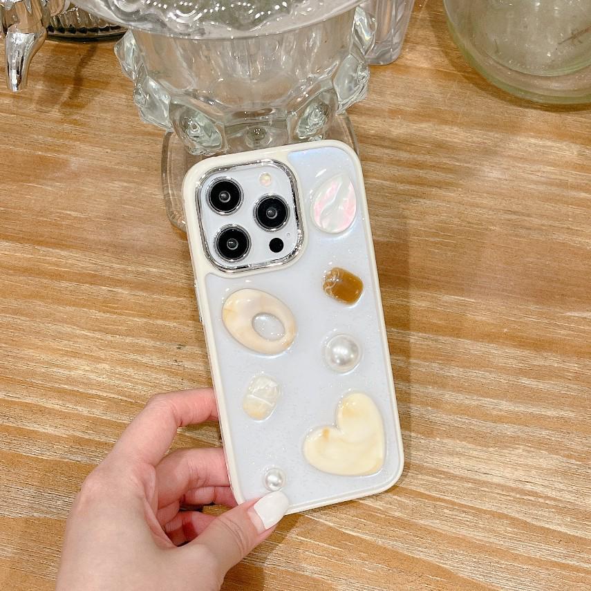 Electroplated Pearl Heart Gem Case for iPhone 16 Pro Max/17