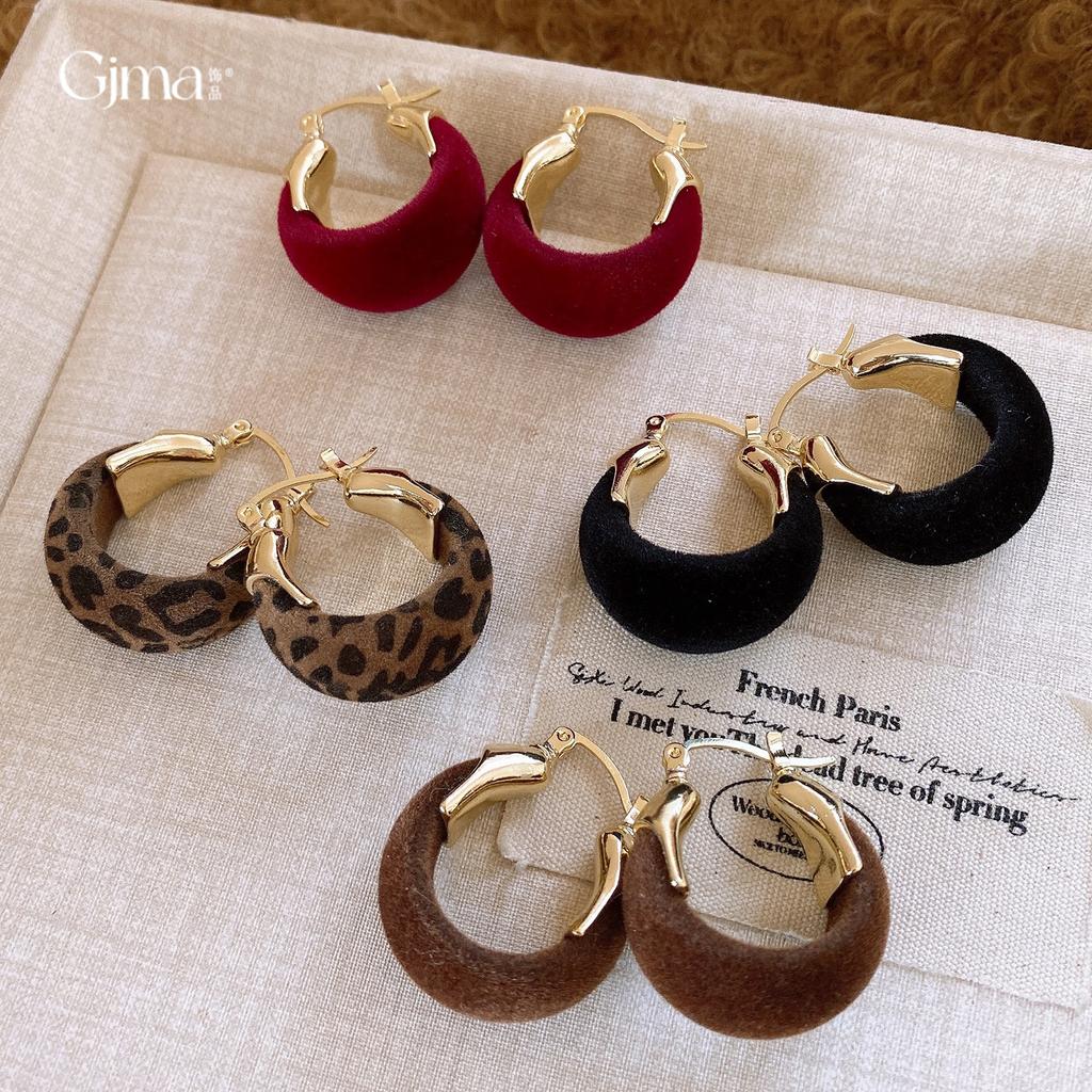 Autumn and winter retro Maillard flocked round leopard print earrings ear buckles personalized temperament earrings