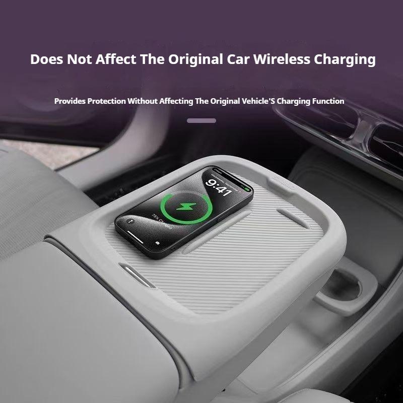For Leapmotor B10 24-26 Car Silicone Wireless Charger Pad Center Console Charging Pad Non-Slip Protector Mat Interior Accessorie