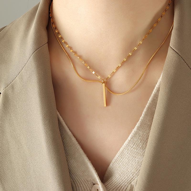 Light Luxury Rectangular Pendant Multilayer Necklace: European & American Niche Design, Titanium Steel Women's Clavicle Chain