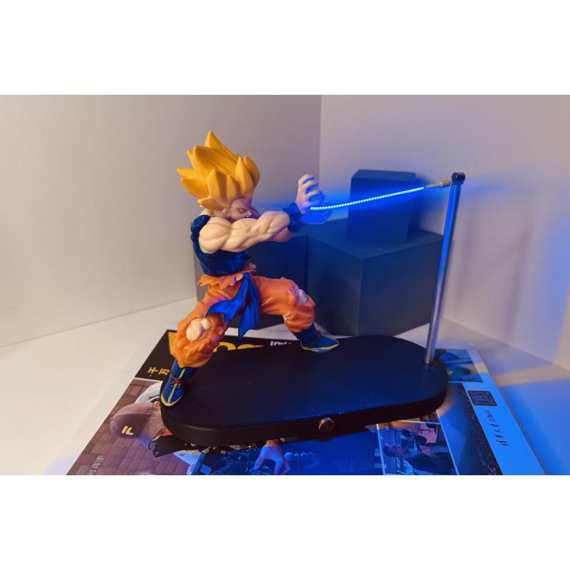 

Нічник Dragon Ball Goku Kamehameha з магнітною левітацією. Default синій