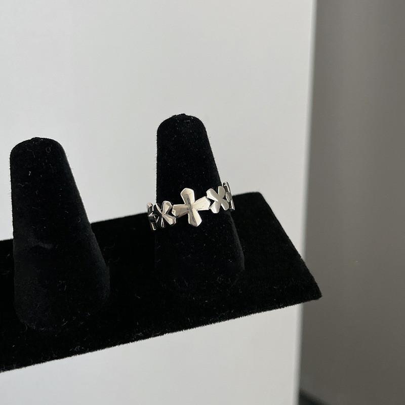 Sleek Dongdaemun Korean Cross Ring For Women Fashion Forward Adjustable Lightweight Accessory